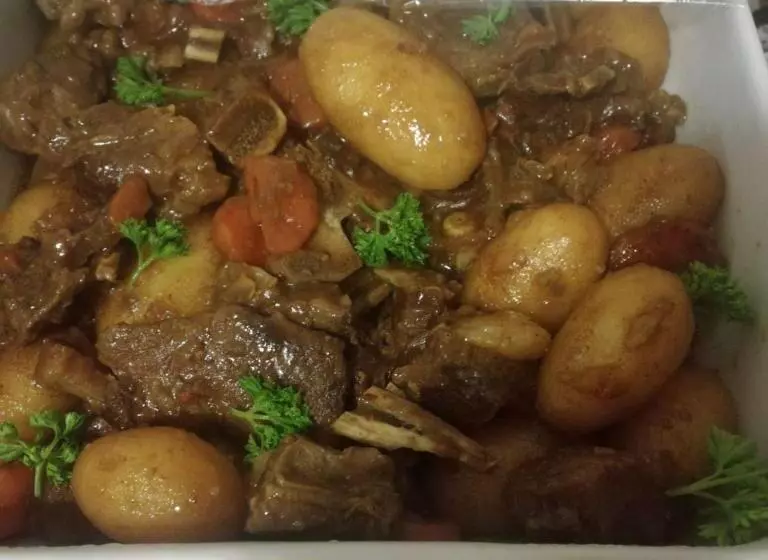 ベッドアンドブレックファースト Faces Guesthouse