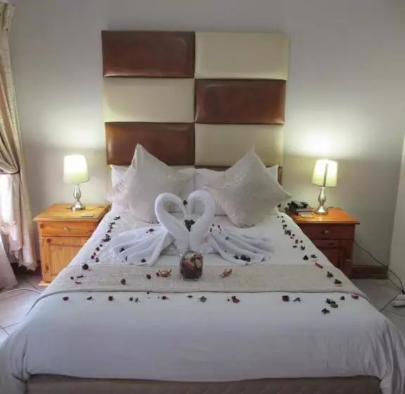 ベッドアンドブレックファースト Faces Guesthouse