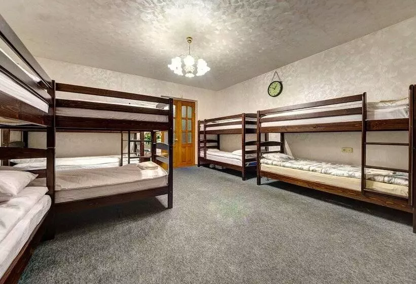 Dikat Hostel