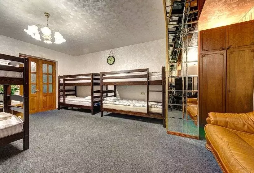 Dikat Hostel