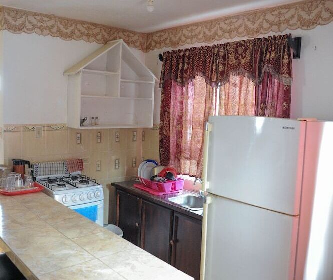 בית מלון כפרי Gloriana