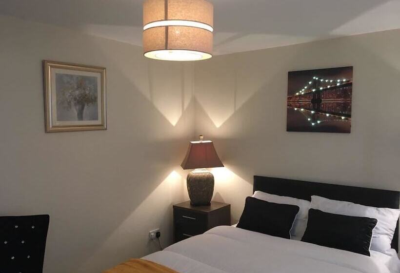 Hotel The Grand Astoria