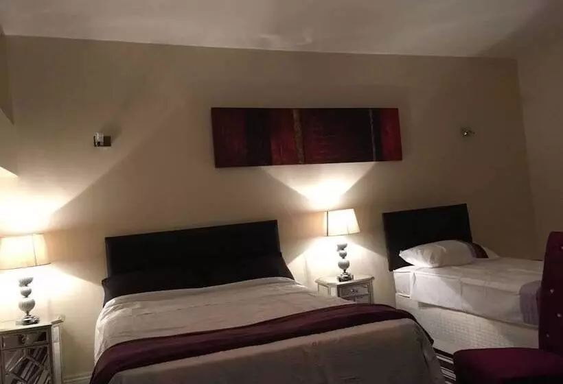 Hotelli The Grand Astoria