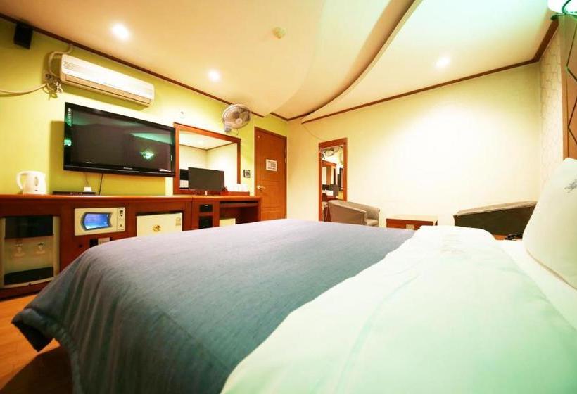 Nine Motel Daejeon