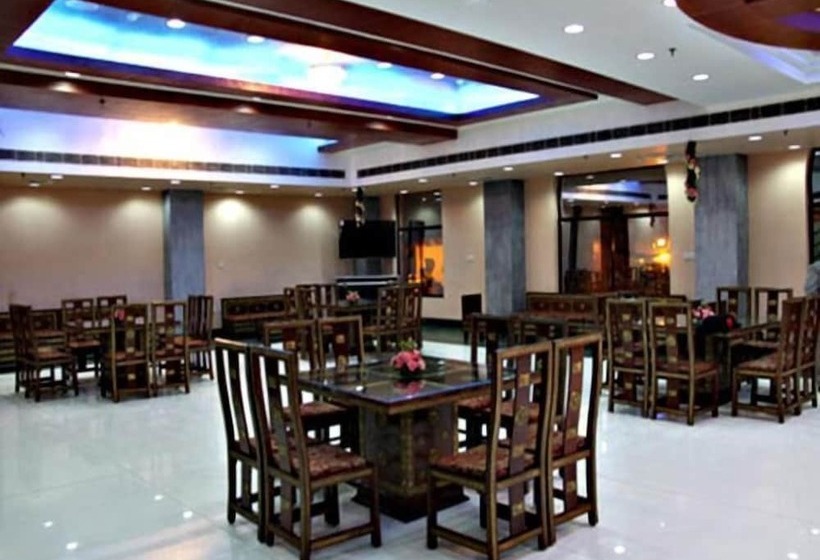 Sydney Grand Hotel & Resort