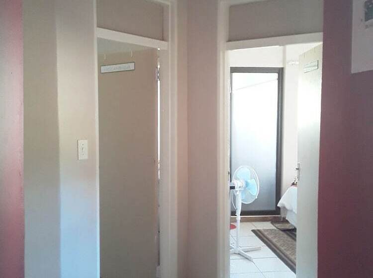 Vuya Nathi Bed And Breakfast