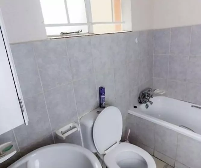 Vuya Nathi Bed And Breakfast