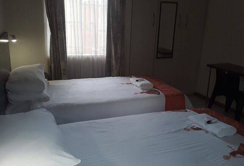 Vuya Nathi Bed And Breakfast