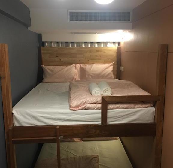 Retkeilymaja Siam Host Ratchadaphisek Mrt Ladprao