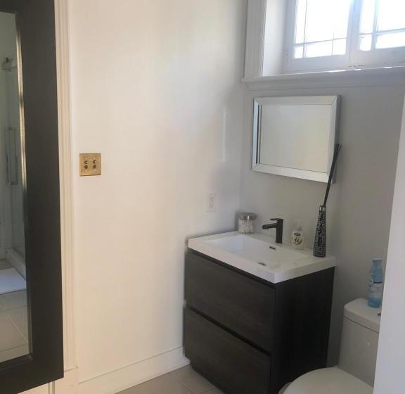 تختخواب و صبحانه E Hotel Des Grisons