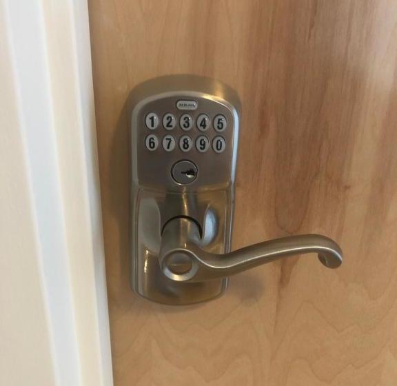 تختخواب و صبحانه E Hotel Des Grisons