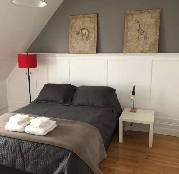 تختخواب و صبحانه E Hotel Des Grisons Par Aneyro