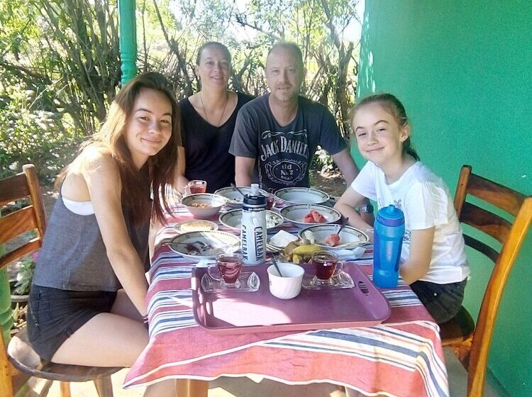 צימר Organic Farm Wish Prabha Lake View Homestay