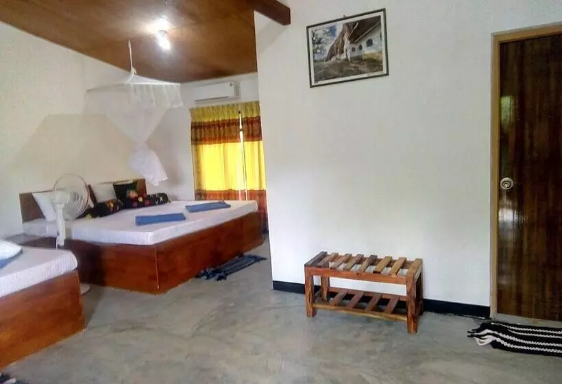 ベッドアンドブレックファースト Organic Farm Wish Prabha Lake View Homestay