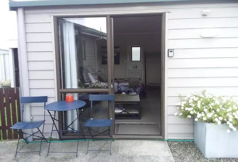 Chris And Dave's B & B