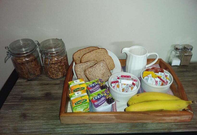 Chris And Dave's B & B