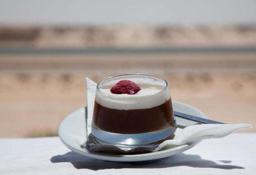 בית מלון כפרי Dakhla Camp