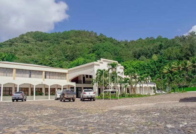 هتل El Gran Chorti