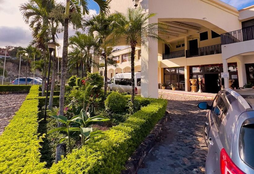 هتل El Gran Chorti