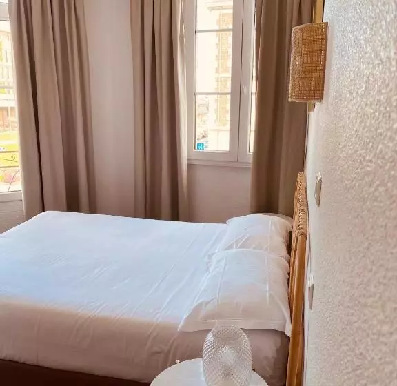 هتل Hôtel Le Britannic   Centre Gare