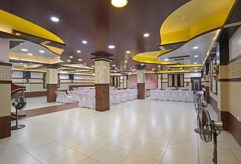 Hotel Oyo 166 Madhuram