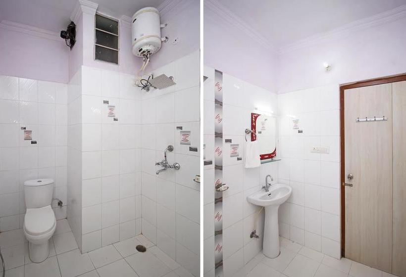 Hotel Oyo 166 Madhuram