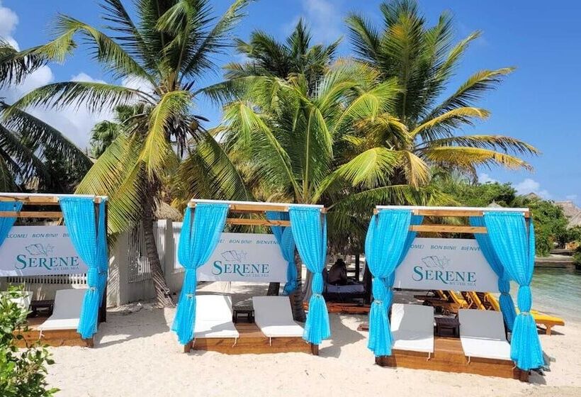 هتل Serene By The Sea