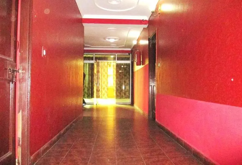 هتل Spot On 45932  Shiv Palace Spot