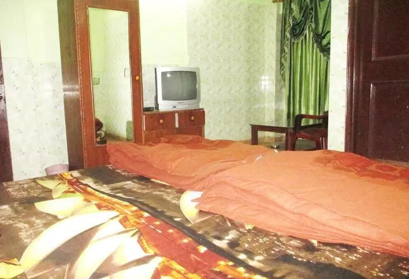 هتل Spot On 45932  Shiv Palace Spot