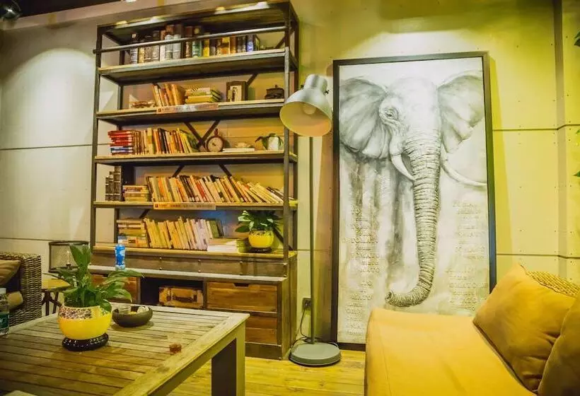 Mehood Hotel Shenzhen Airport