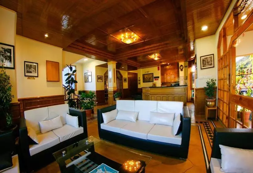 Oyo 5490 Golf Links Resort