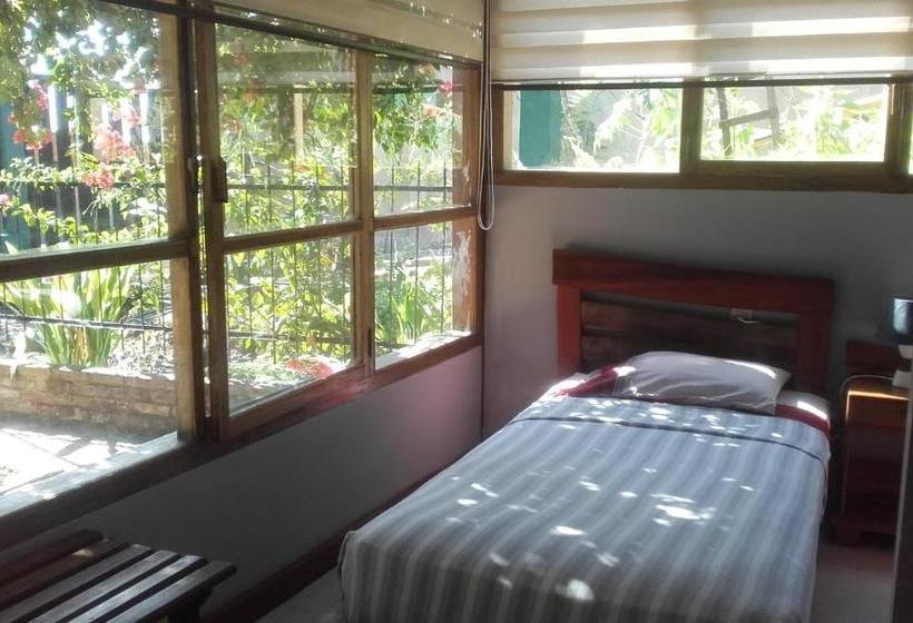 تختخواب و صبحانه Casa De Campo