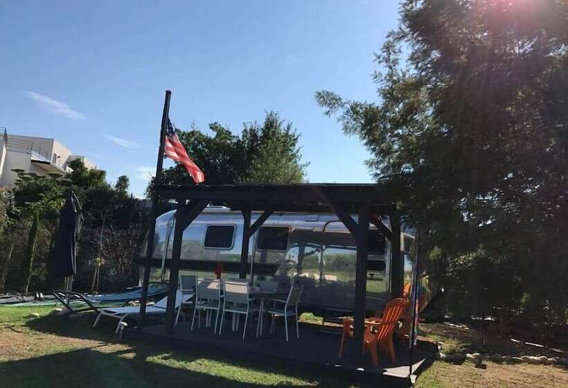 민박 Escapades Lointaines