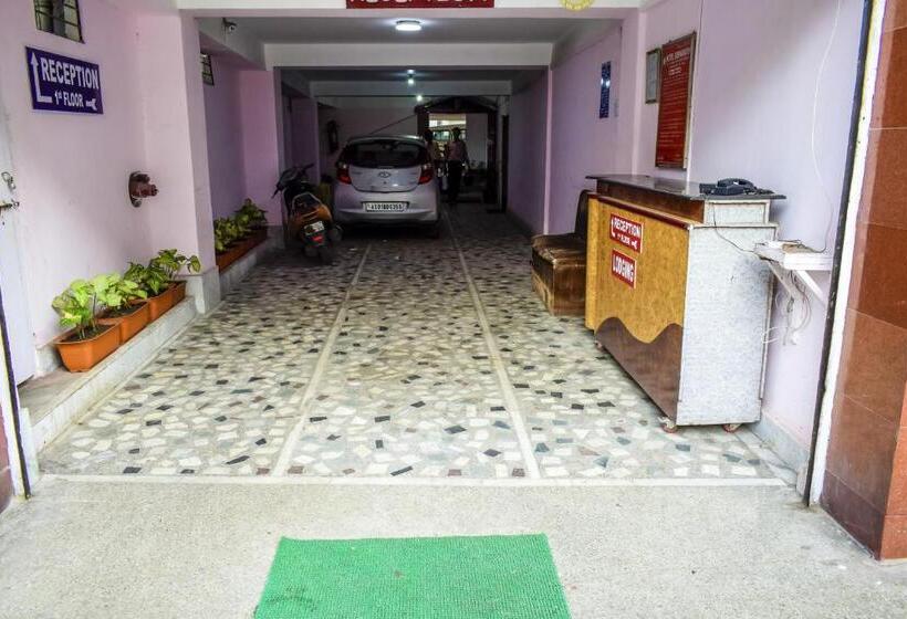 בית מלון כפרי Biswanath