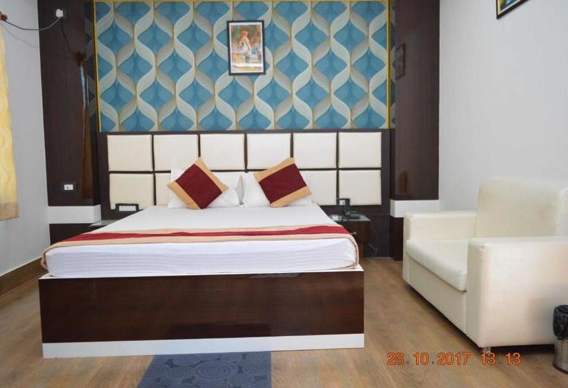 בית מלון כפרי Biswanath