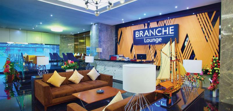 בית מלון כפרי Golden Tulip Essential Makassar