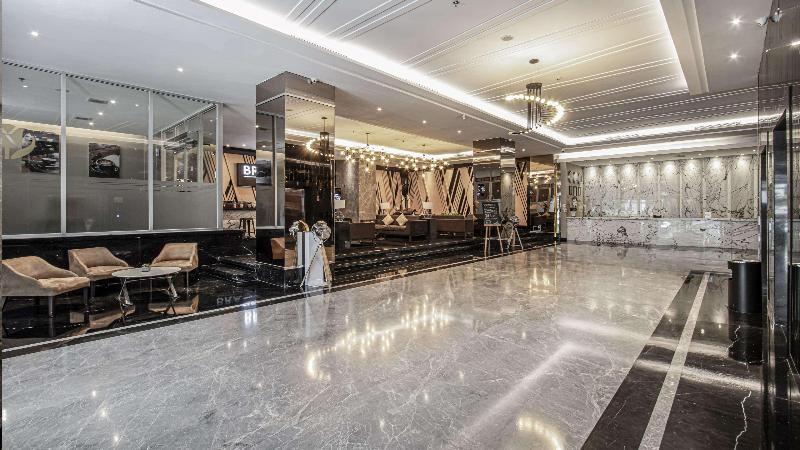 בית מלון כפרי Golden Tulip Essential Makassar