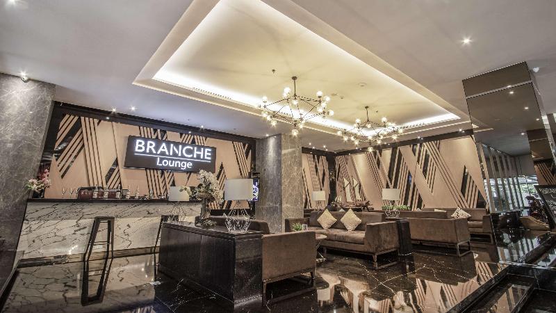 בית מלון כפרי Golden Tulip Essential Makassar