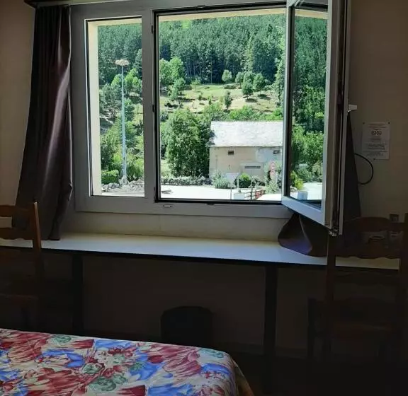 Hotelli Hôtel Du Pont Neuf