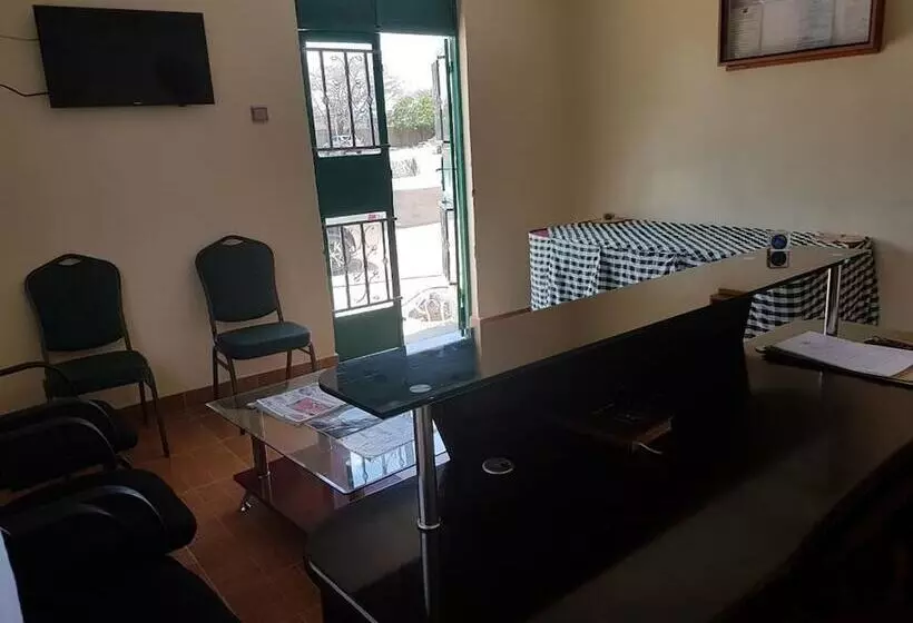 هتل Sanfields Lodwar Camp