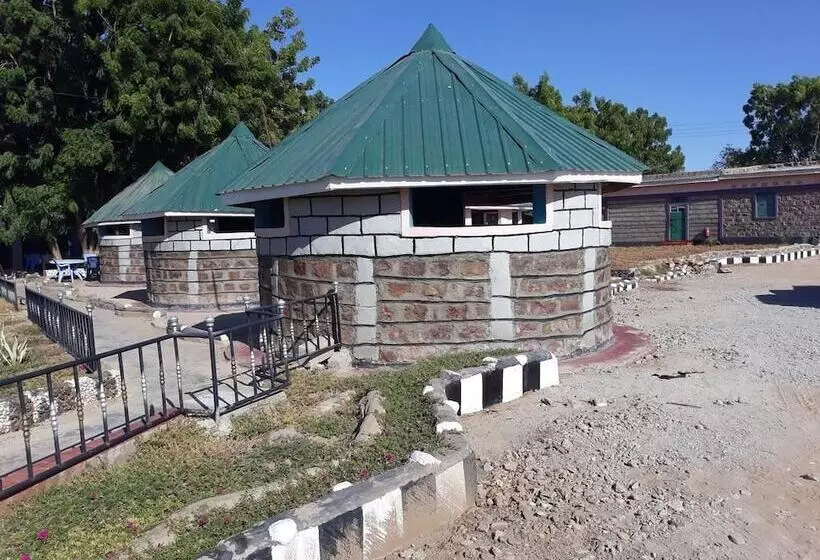 هتل Sanfields Lodwar Camp