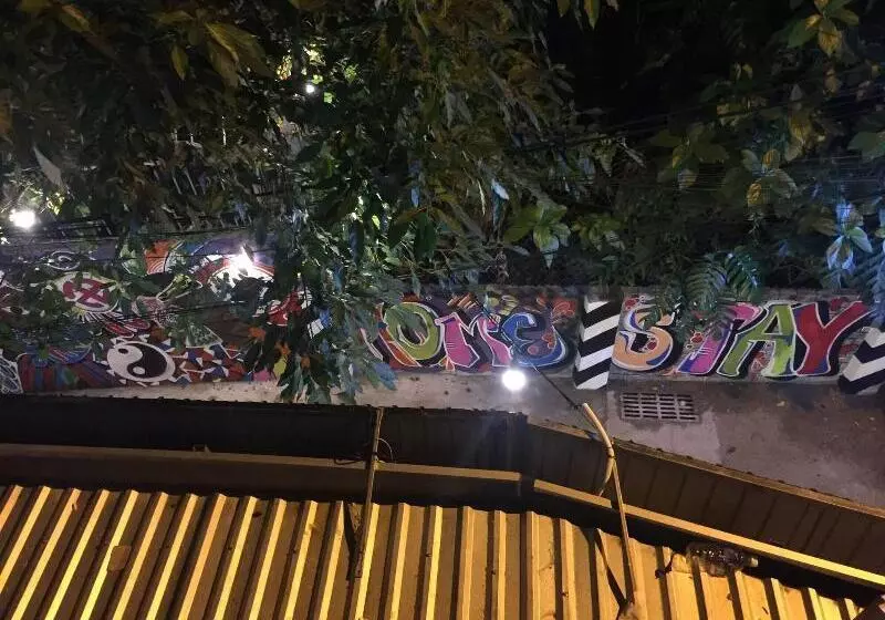 Amy 2 Hostel Hue