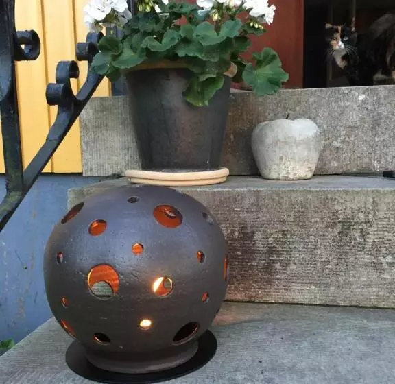 Hagaborg Bed & Breakfast