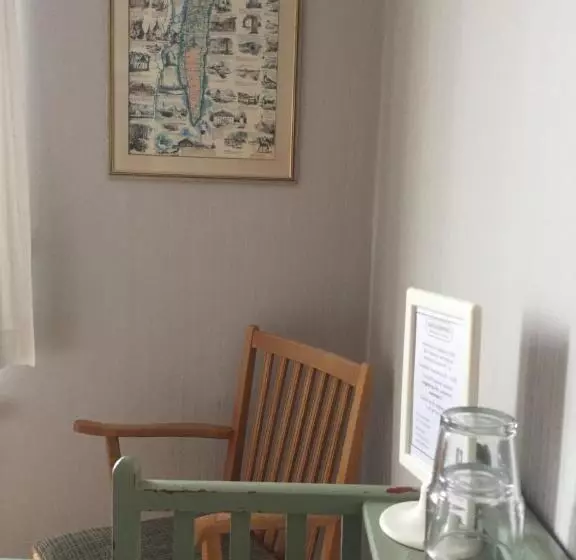 Hagaborg Bed & Breakfast