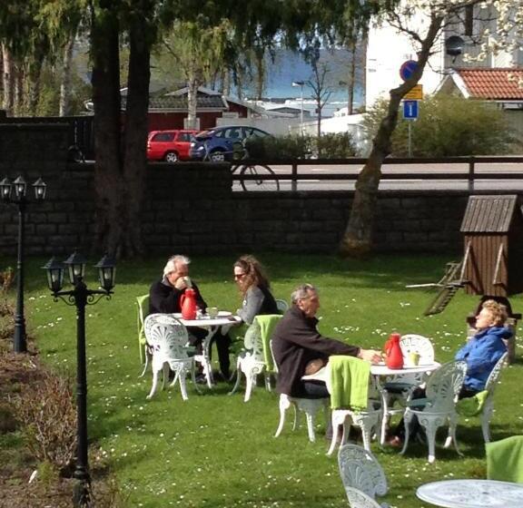 Hagaborg Bed & Breakfast