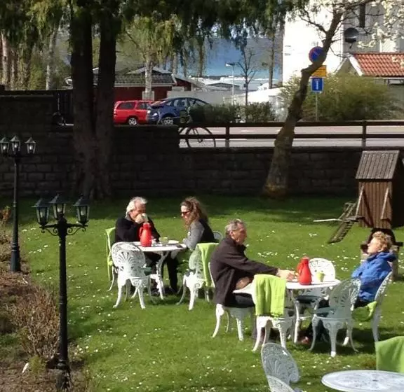 Hagaborg Bed & Breakfast