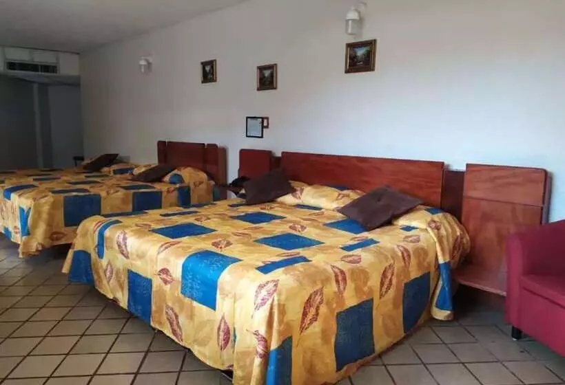 Hotel Cabildos