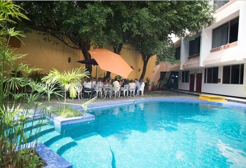 Hotel Cabildos