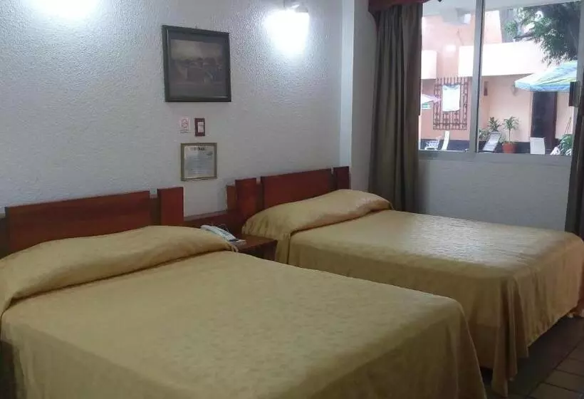 Hotel Cabildos