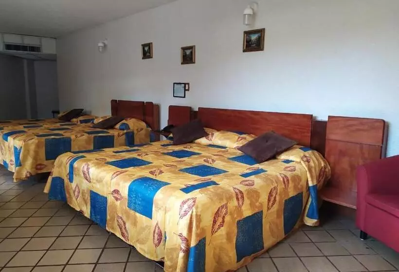 Hotel Cabildos